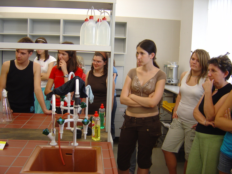 Az ELTE Kémiai Intézetében, 2008. júniusában (3).jpg